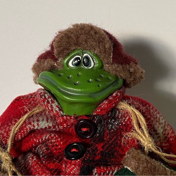 Russ Berrie Frog YUKON Resin Bean Bag Christmas Kathleen Kelly Critter Factory - Picture 2 of 16